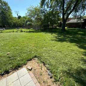 lawn service by Burnett Landscaping reviewed on November 27, 2023