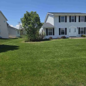 turf maintenance by Tovar Landscaping reviewed on August 21, 2025