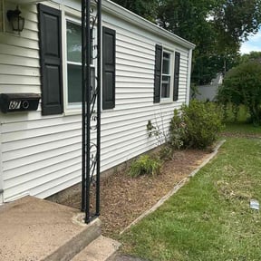 Flower Bed Weeding by SD LAWNS reviewed on July 23, 2026