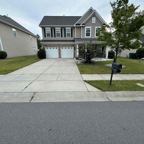 yard work by First Responders Lawn and Landscape LLC reviewed on August 20, 2025