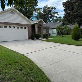 grass cutting by Right Lawn Care reviewed on August 19, 2025