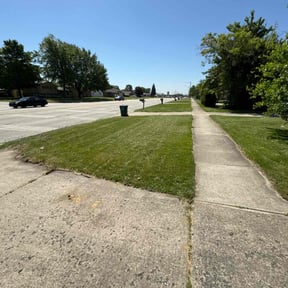 lawn service by A Cut Above Lawn and Fence reviewed on April 20, 2024