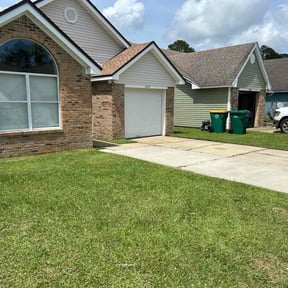 yard service by Transformed reviewed on November 23, 2025