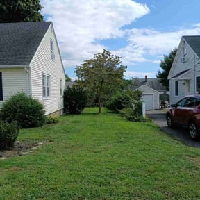 landscaping services by AR landscaping reviewed on August 20, 2025