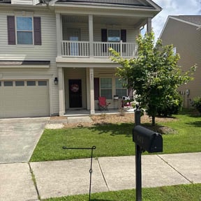 landscaping services by Klvyardcare reviewed on August 21, 2025