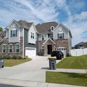 gardening service by Green T's Lawn & Landscape reviewed on August 18, 2025