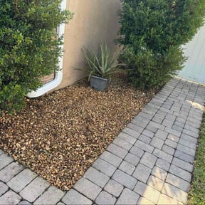 Flower Bed Weeding by King of Lawn Care LLC reviewed on October 23, 2025