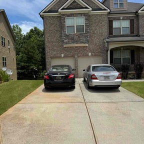 turf maintenance by Lawns Plus Landscaping reviewed on July 25, 2022