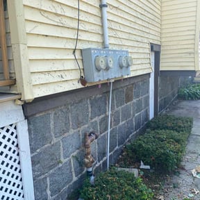 lawn care by GT Custom Renovations LLC reviewed on April 10, 2024