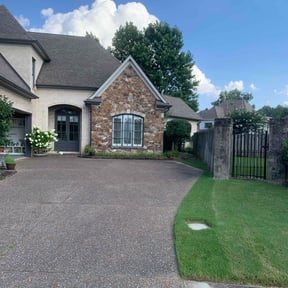 gardening service by Arbor Pro Tree &amp; Landscaping reviewed on August 19, 2025