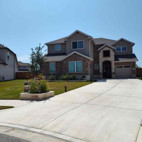 landscape maintenance by Jero's Landscape reviewed on June 21, 2025