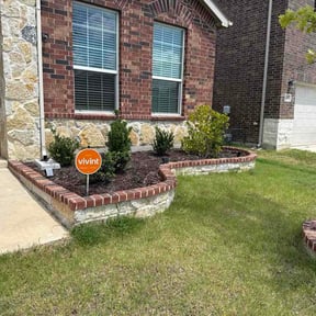 Flower Bed Weeding by Florida LawnScapers LLC reviewed on June 9, 2020