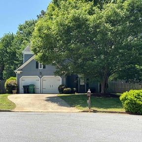 Long Grass Cleanup by Emerald Green Lawn Service reviewed on November 9, 2017
