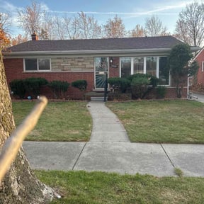 Leaf Removal by T&amp;A lawn care reviewed on November 20, 2025