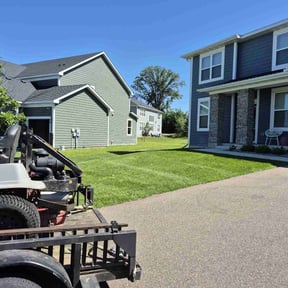 yard service by Township Mowing reviewed on September 28, 2024
