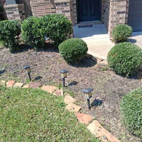 Flower Bed Weeding by Go Green Electric Lawncare reviewed on November 10, 2025