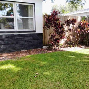 Flower Bed Weeding by Irby&#039;s Lawn Care reviewed on October 24, 2025