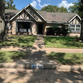 yard maintenance by Pascoe Lawn Care reviewed on August 15, 2025