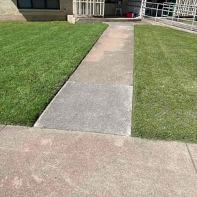 yard work by DONIT4U Landscaping reviewed on August 20, 2025