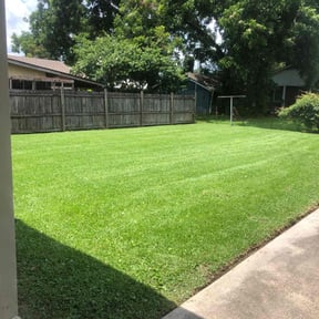 gardening service by Barnhardt lawncare & handyman reviewed on August 17, 2025