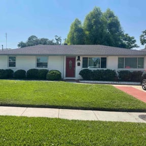 Bush Trimming by All-Star Lawn care reviewed on October 23, 2025