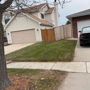 Leaf Removal by Killian Landscaping, LLC. reviewed on November 19, 2025