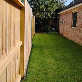 lawn maintenance by Kr lawncare reviewed on January 15, 2024