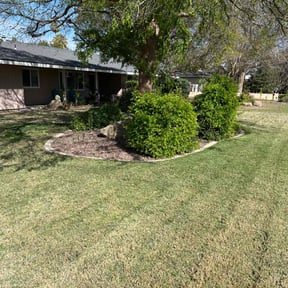 grass cutting by Becker Landscaping reviewed on May 3, 2024