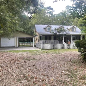 Bush Trimming by Fresh Cut Lawn Care & Property Services, LLC reviewed on August 16, 2025
