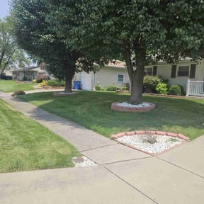 landscaping services by Thom's mowing and lawn care reviewed on August 15, 2025