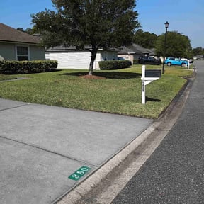 yard service by Fitzgerald Modern Homes reviewed on August 15, 2025