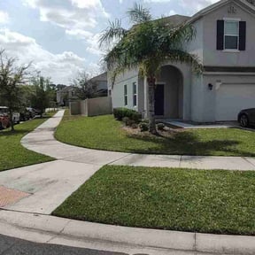 Bush Trimming by THE LAWN BARBER reviewed on August 15, 2025