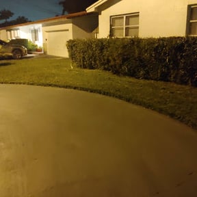 Bush Trimming by Text 2 Cut Lawn Care LLC reviewed on August 15, 2025