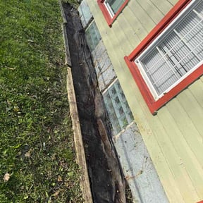 Flower Bed Weeding by The Preservation Company reviewed on April 9, 2026