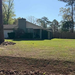 Bush Trimming by Grass king reviewed on March 11, 2026