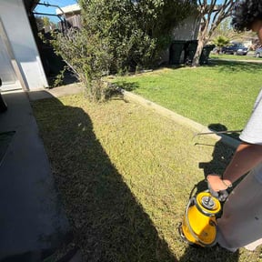 Flower Bed Weeding by FreshStartMHC reviewed on April 29, 2026