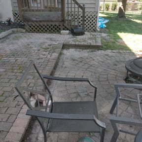 Flower Bed Weeding by Forever Cuts Lawn Maintenance reviewed on August 16, 2025
