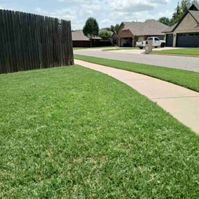 residential landscaping by SolidDustLawns LLC reviewed on August 19, 2025