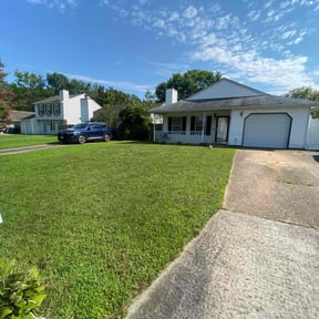 landscaping by Cut'N Edge reviewed on August 21, 2025