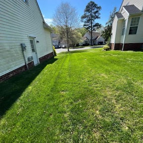 lawn care by Reece Grounds Management reviewed on August 21, 2025