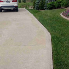 landscaping by Central TX Services reviewed on November 23, 2025