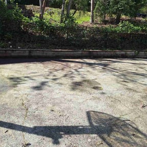 Leaf Removal by Keen Masonry reviewed on May 2, 2026