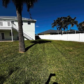 turf care by Mow It Alls Of Vero LLC reviewed on April 24, 2025