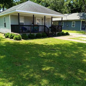 yard maintenance by landscaping tree removal services reviewed on August 13, 2025