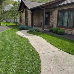 residential landscaping by Washington's Landscaping Professionals reviewed on August 18, 2025