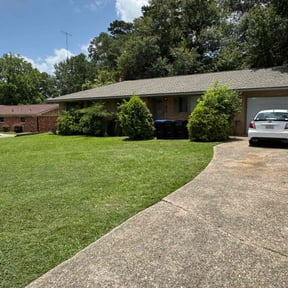 grass cutting by American Rose Landscaping LLC reviewed on August 17, 2025