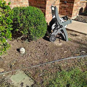 Flower Bed Weeding by Lunasol reviewed on June 5, 2026