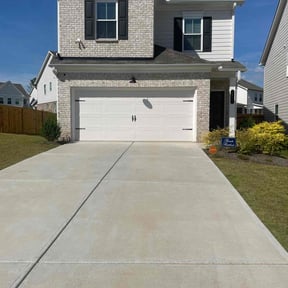 landscaping by JLM Landscaping reviewed on August 21, 2025