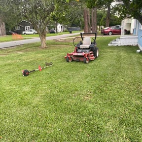 lawn maintenance by Ridgeline llc reviewed on August 16, 2025