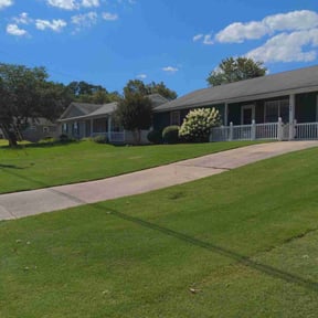 yard maintenance by Widow Lawn Care reviewed on August 21, 2025